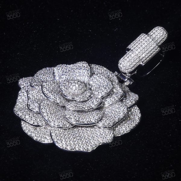 rose iced pendant with three-dimensional effect